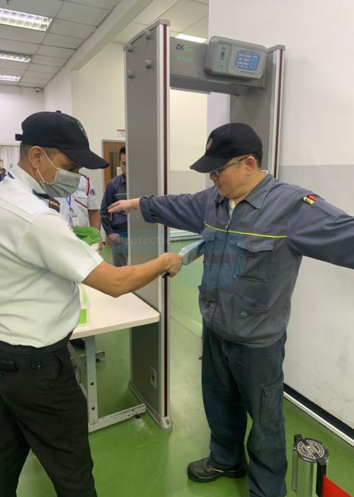 X-Ray, Screening Solutions & Metal Detectors